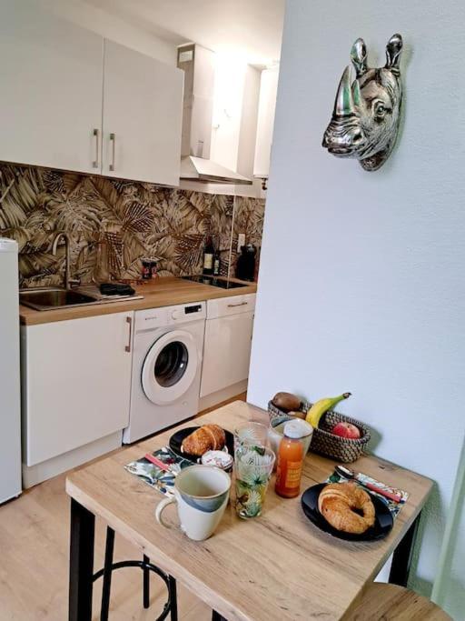 Le Jungle Appart, Centre Ville Нарбон Екстериор снимка